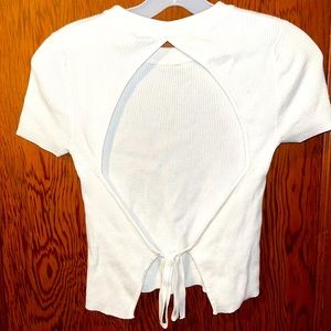 White short sleeve top w/ open back